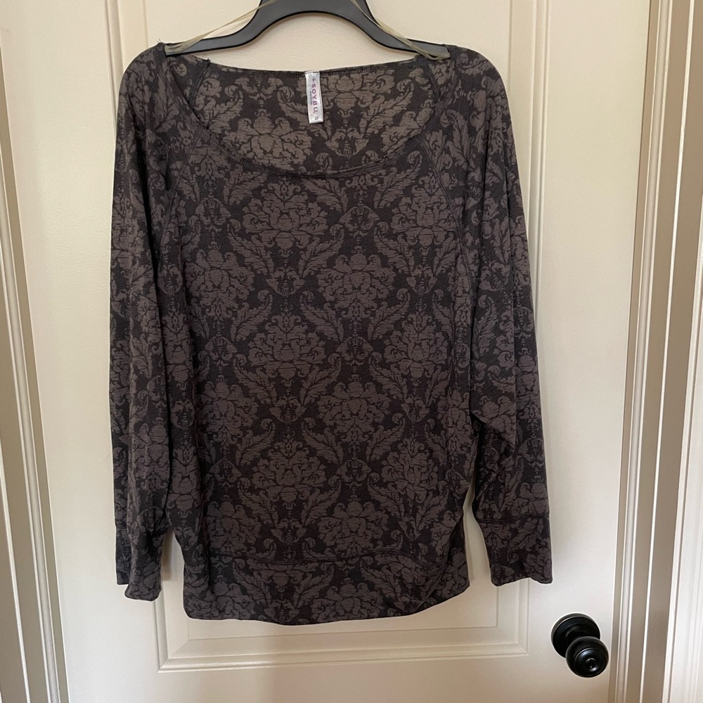 Soybu top. Medium.